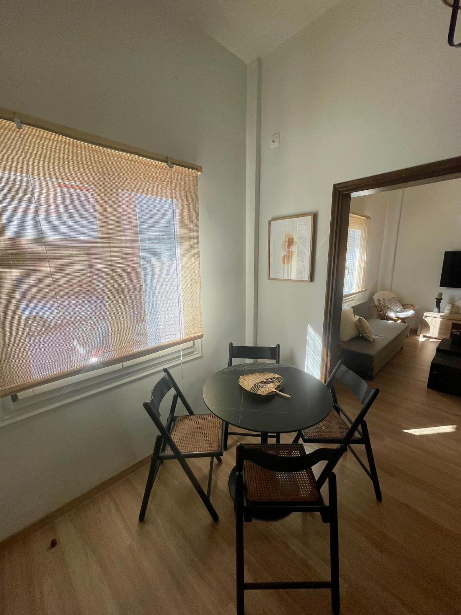 Stella'S Petite Boite Apartment Rafina  Luaran gambar