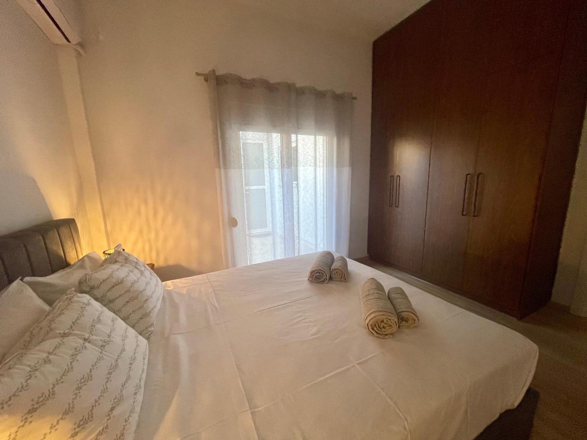 Stella'S Petite Boite Apartment Rafina  Luaran gambar
